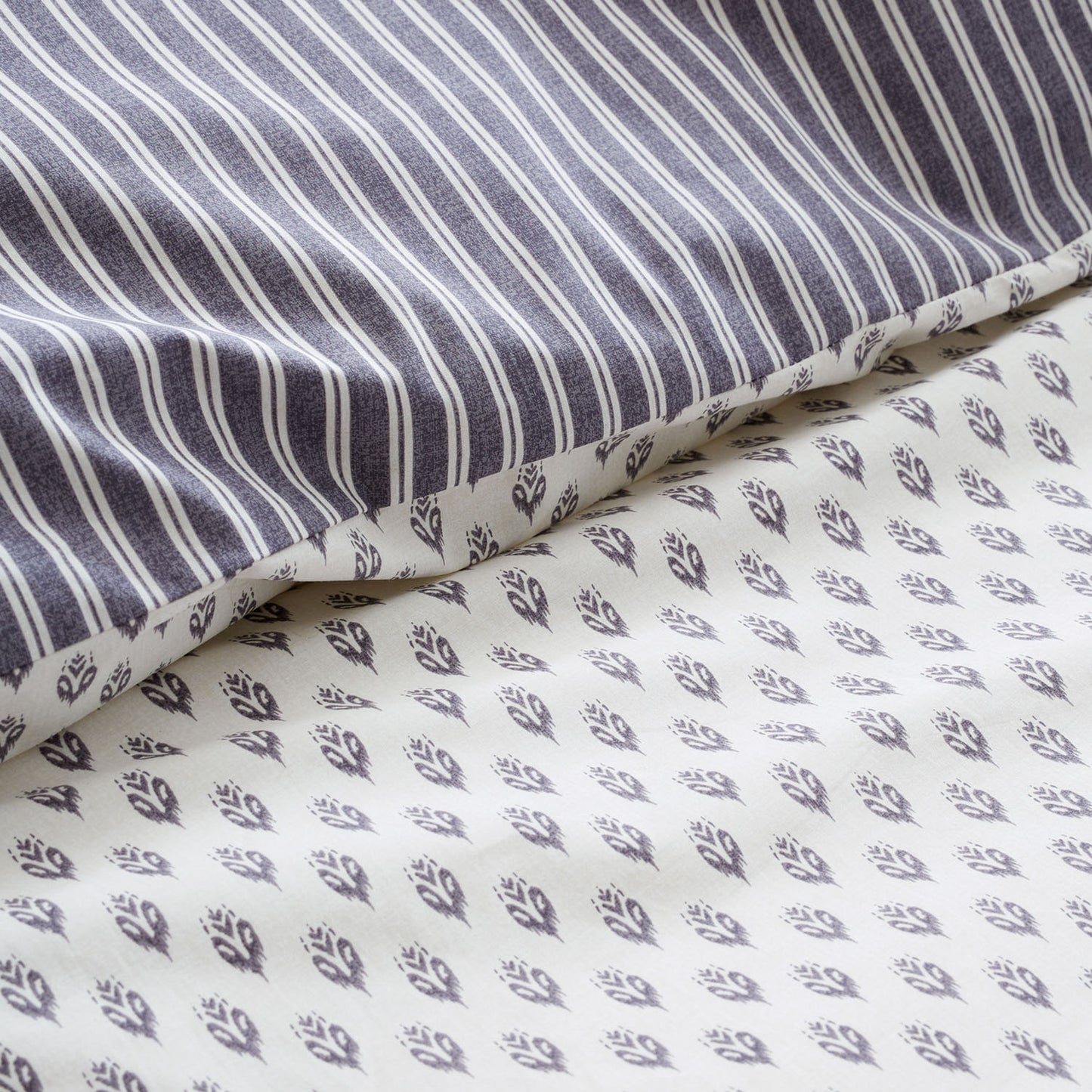 Bianca Amelie Blue 200TC Cotton Reversible Duvet Set