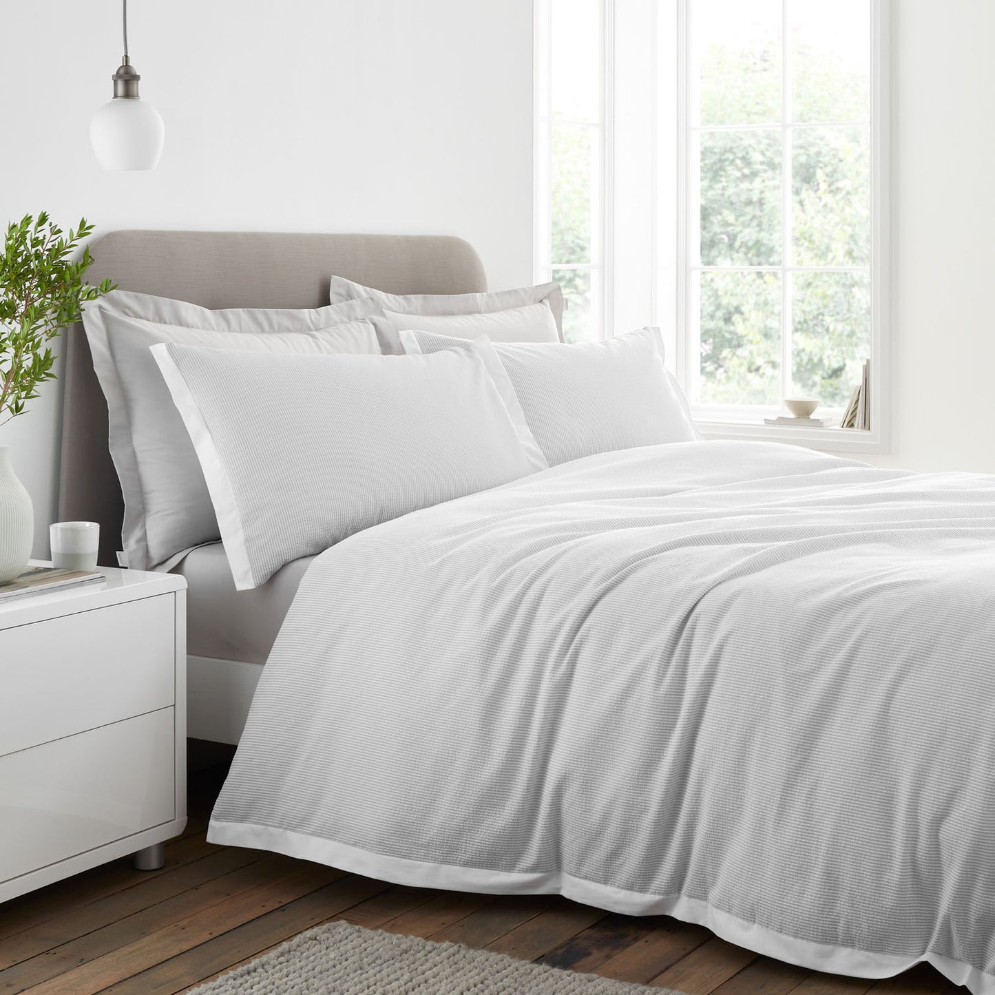 Bianca Seersucker Grey Woven Stripe 180TC Cotton Duvet Set
