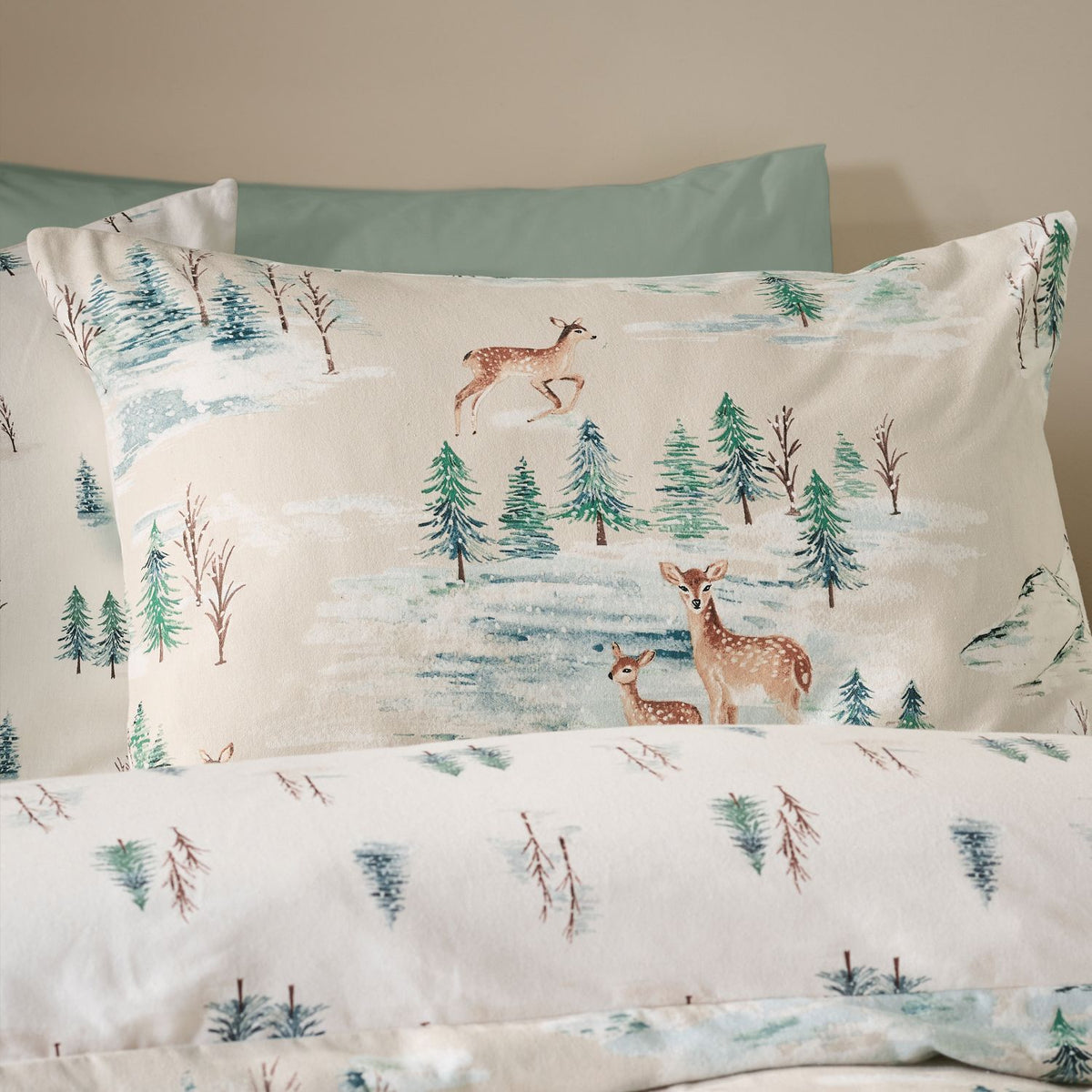 Catherine Lansfield Christmas Deer Brushed Cotton Duvet Set