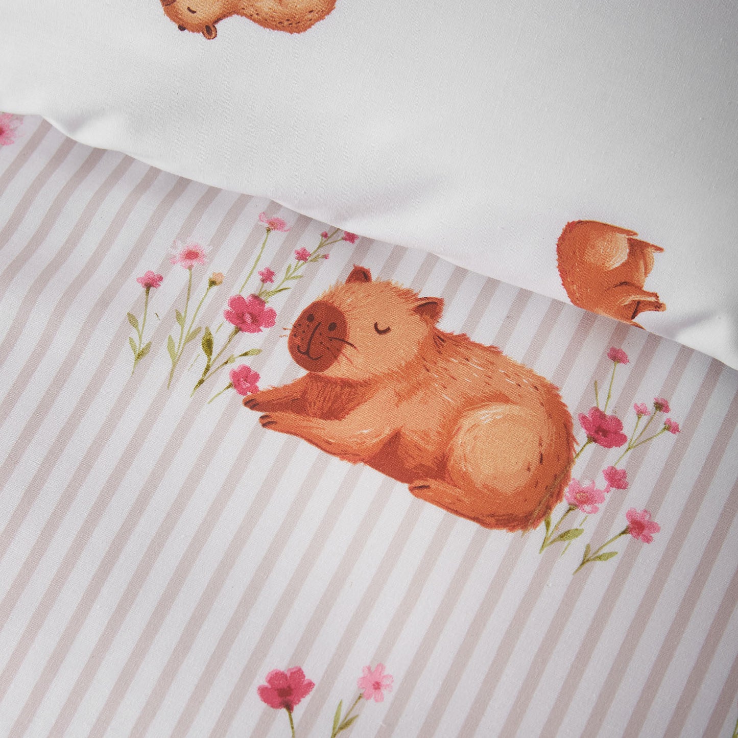Catherine Lansfield Happy Capybara Reversible Duvet Set
