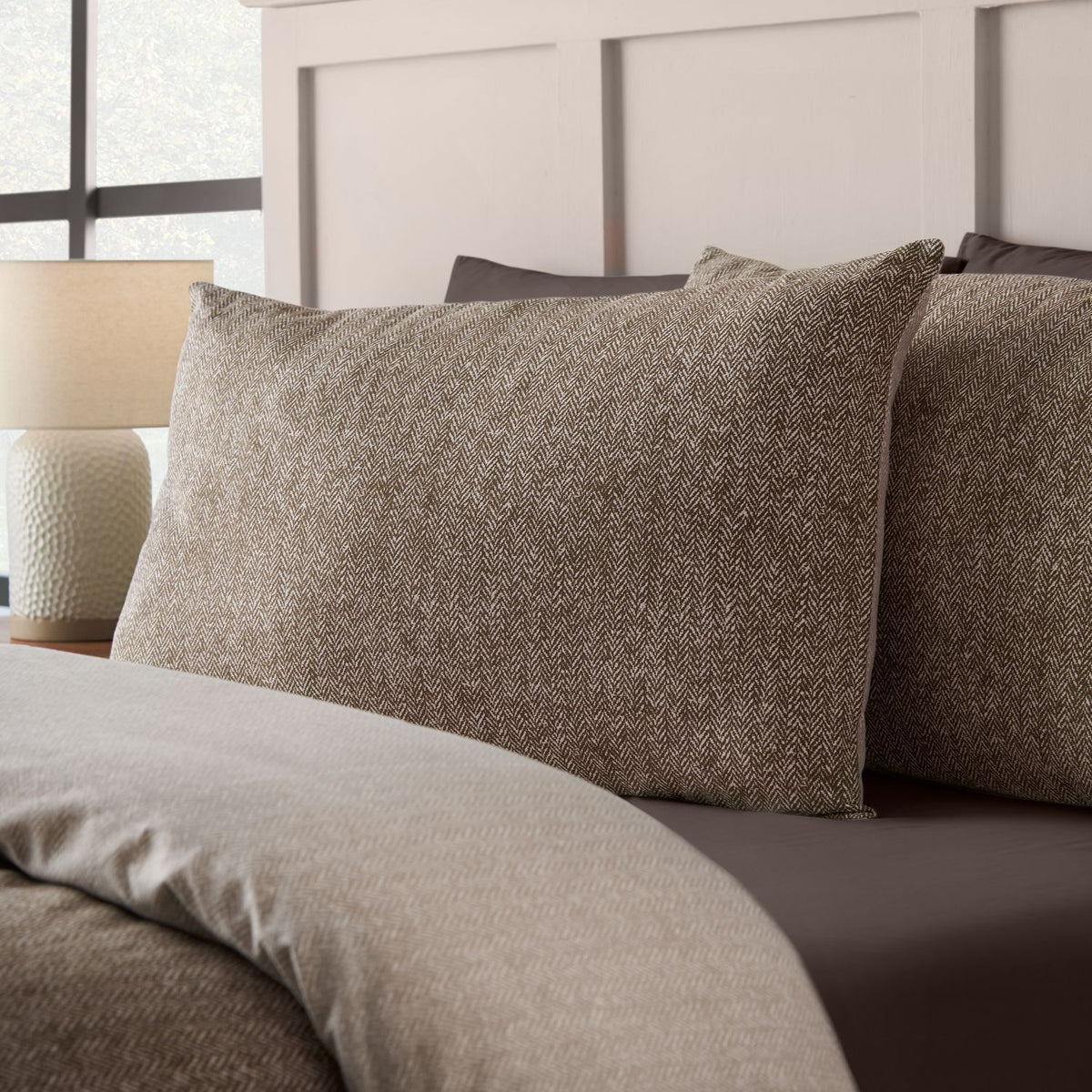Catherine Lansfield Reversible Herringbone Chocolate Brushed Cotton Duvet Set