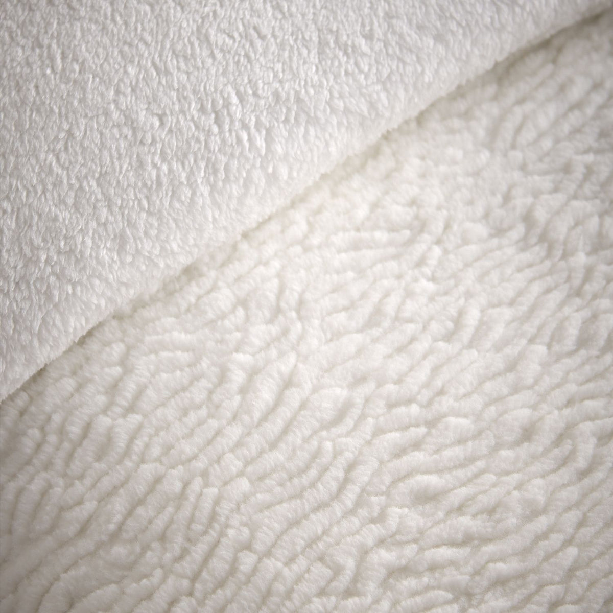 Catherine Lansfield Textured Wave Cream Faux Fur Duvet Set