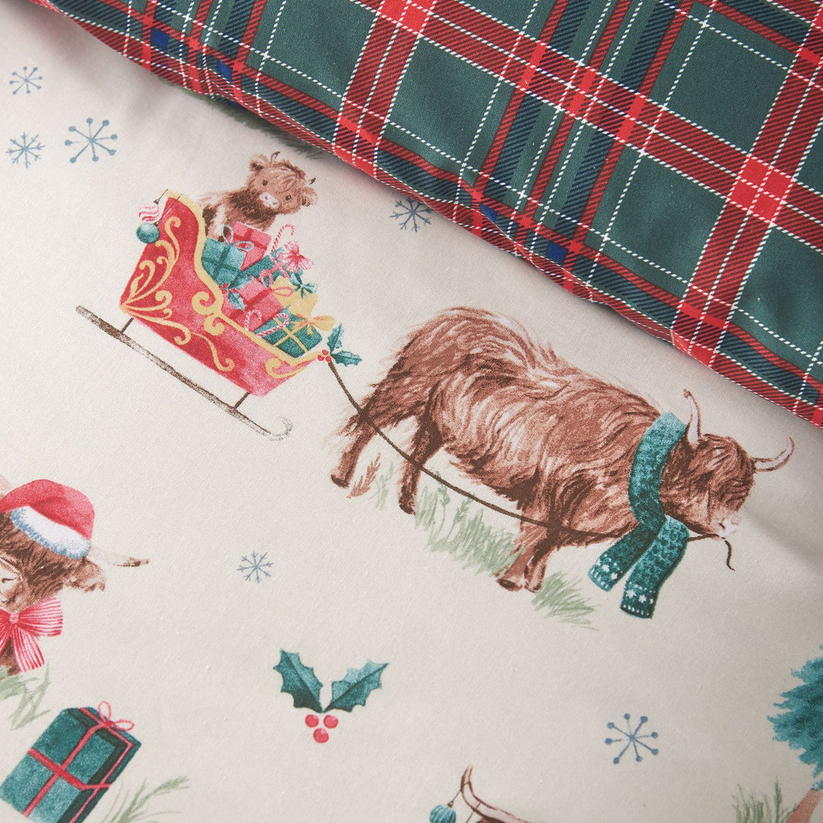 Catherine Lansfield Reversible Christmas Highland Cow Duvet Set