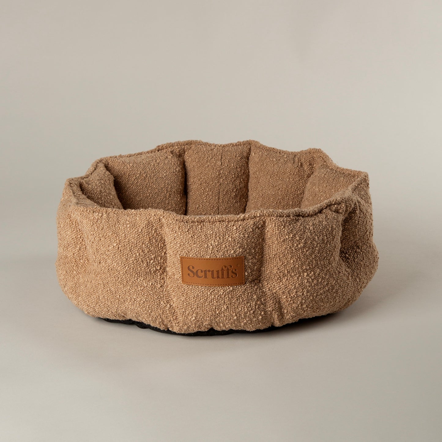 Scruffs Boucle Desert Tan Cat Bed