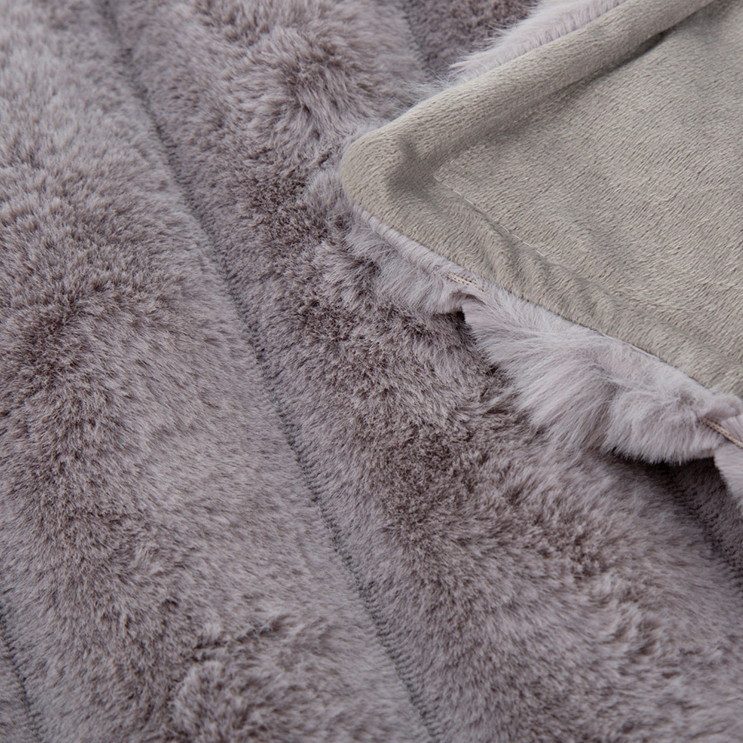 Scruffs Aspen Grey Faux Fur Pet Blanket