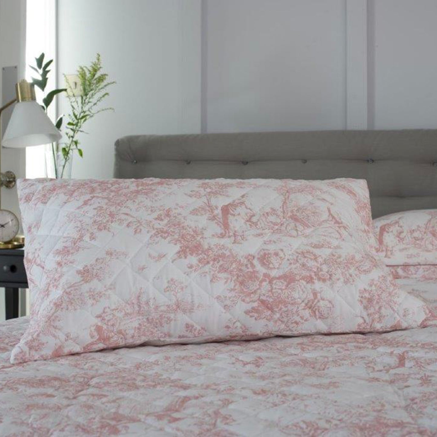 The Lyndon Company Toile Pink Printed Cotton Quilted Pillow Cases (Pair)