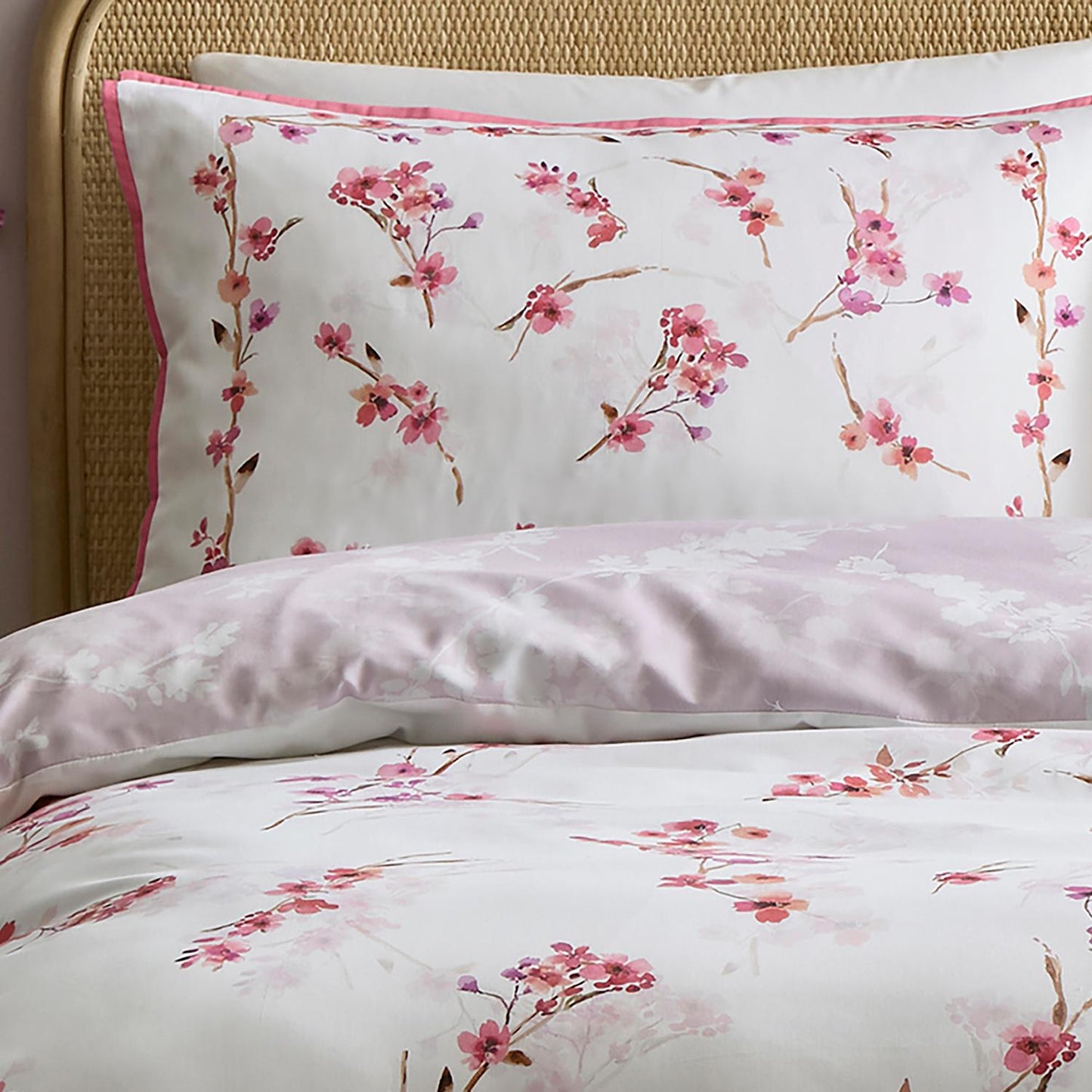 Blossom Flower Berry 100% Cotton Reversible Duvet Set