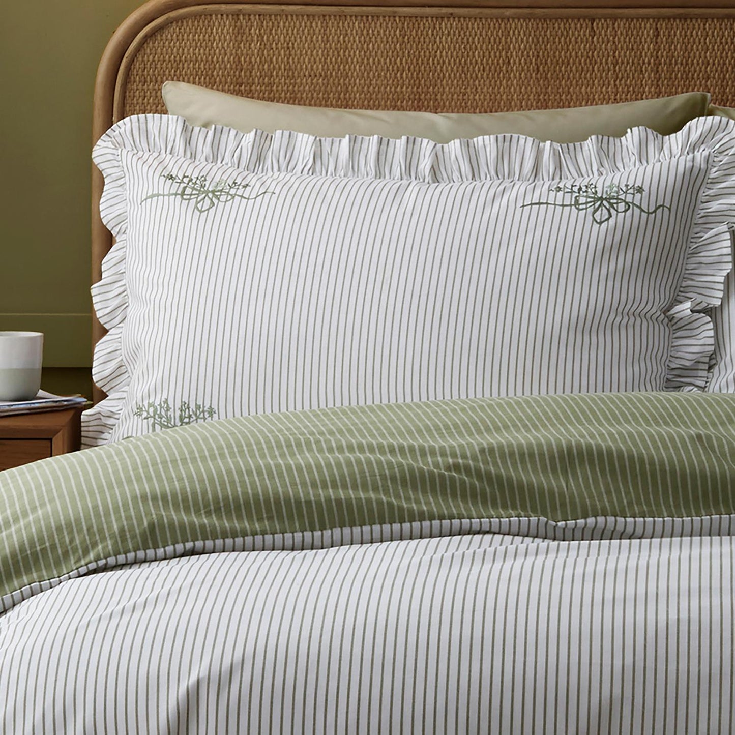 Frill Embroidered Bow Stripe Reversible Green Cotton Duvet Set