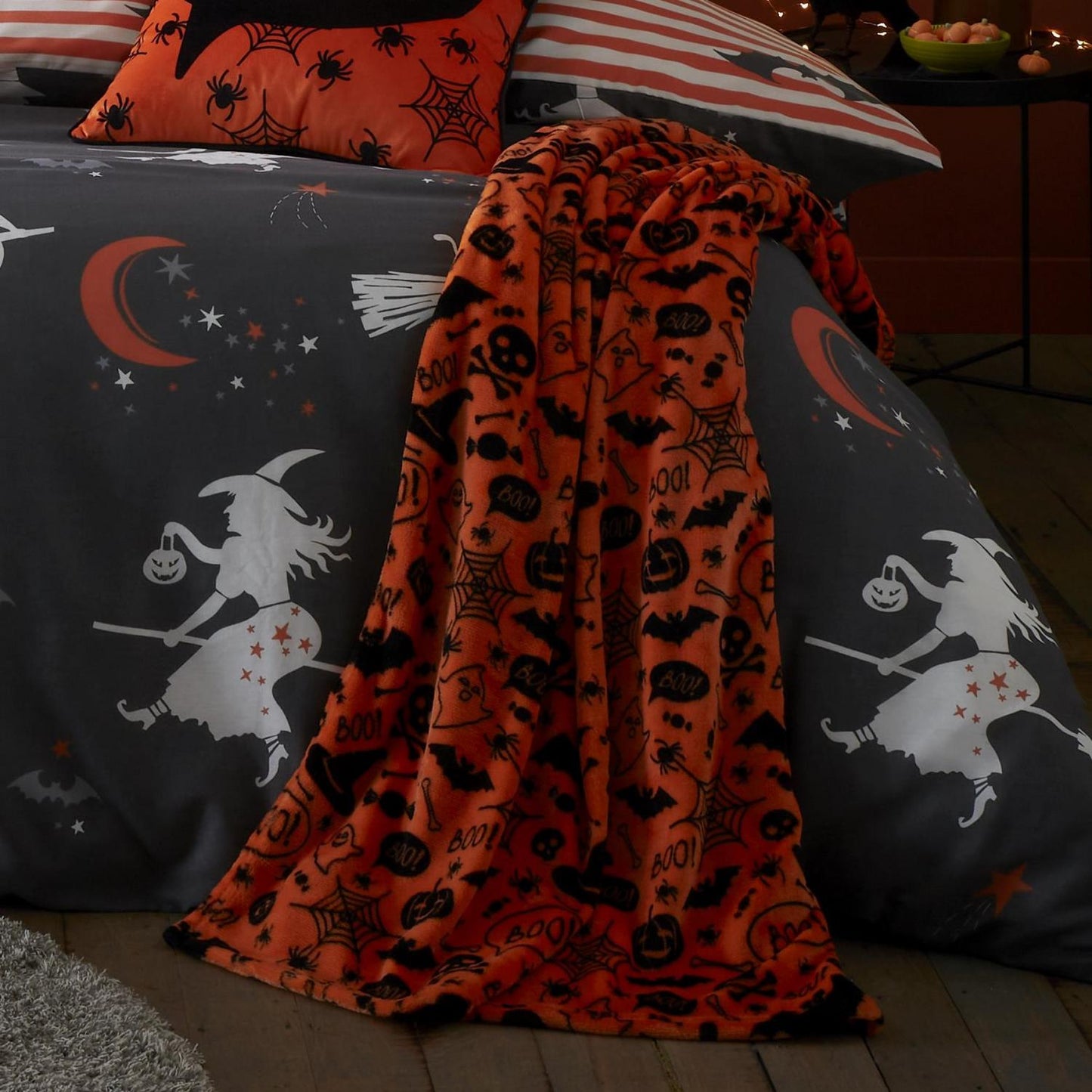 Boo Orange Halloween Fleece Throw (120cm x 150cm)