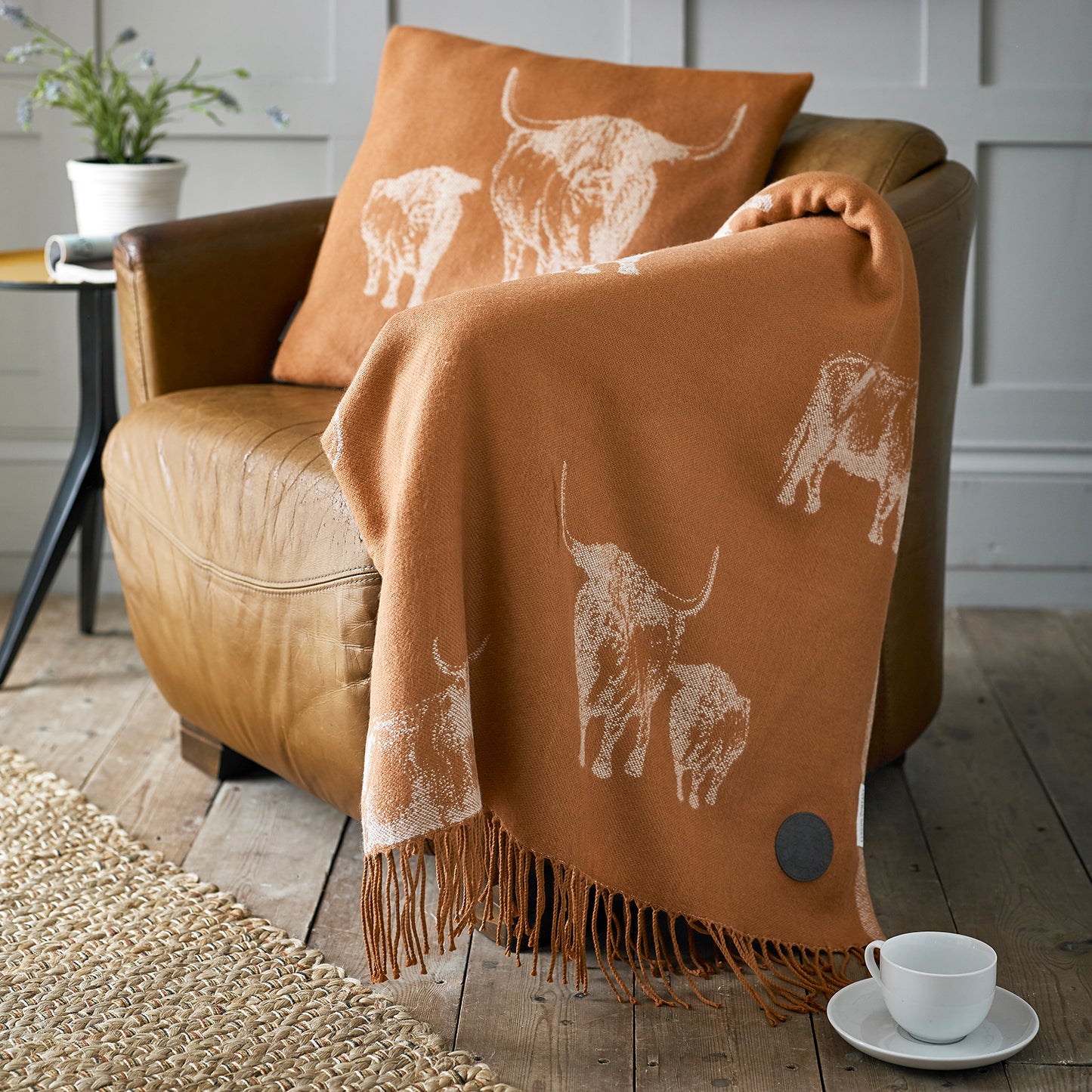 The Lyndon Company Cow and Calf Paprika Soft Knitted Throw (140cm x 185cm)