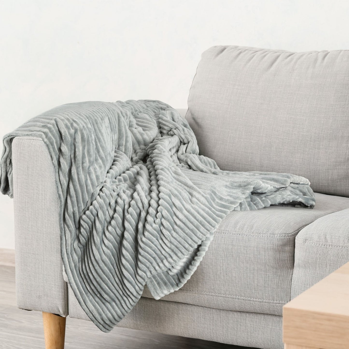 Dakota Silver Flannel Fleece Soft Blanket Throw