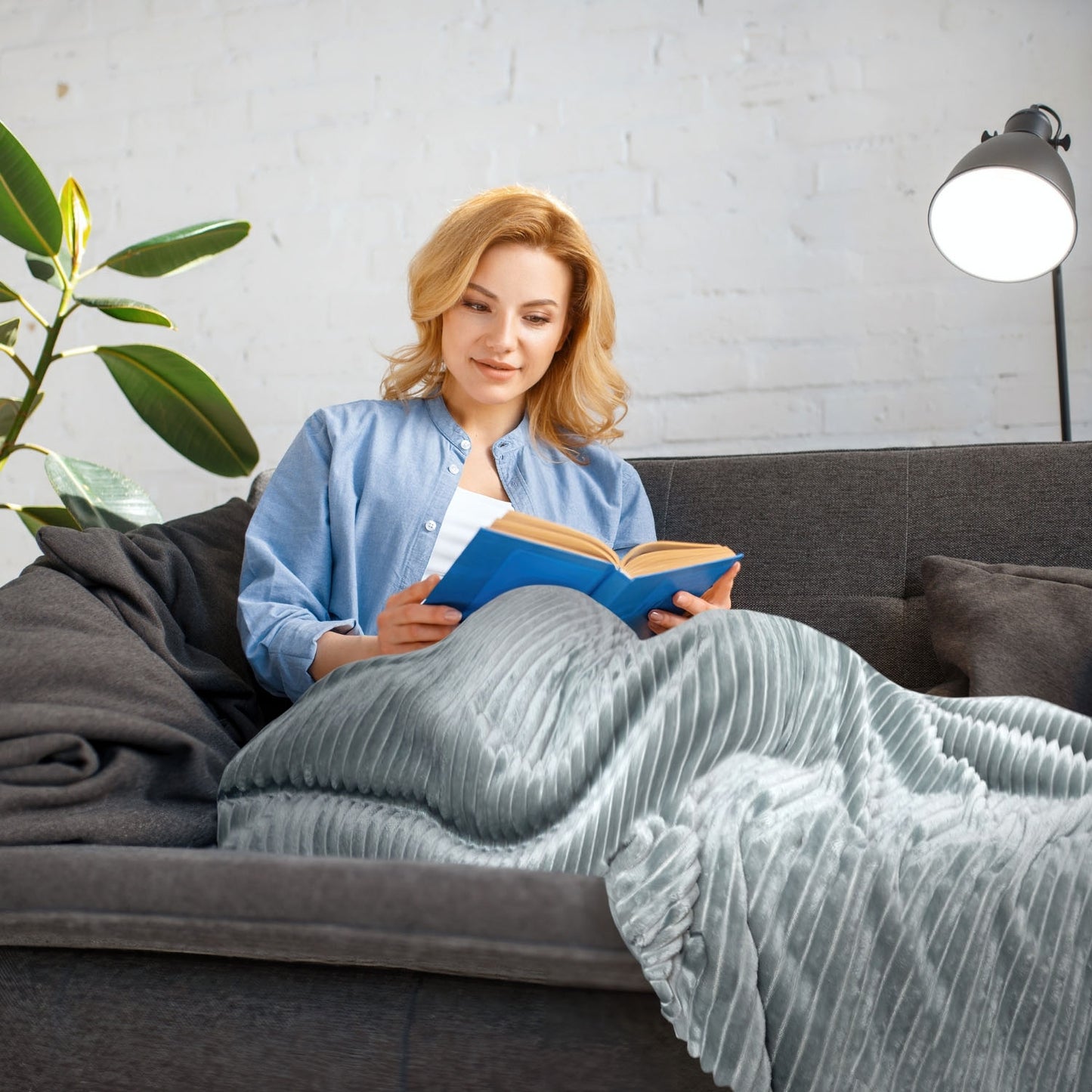 Dakota Silver Flannel Fleece Soft Blanket Throw