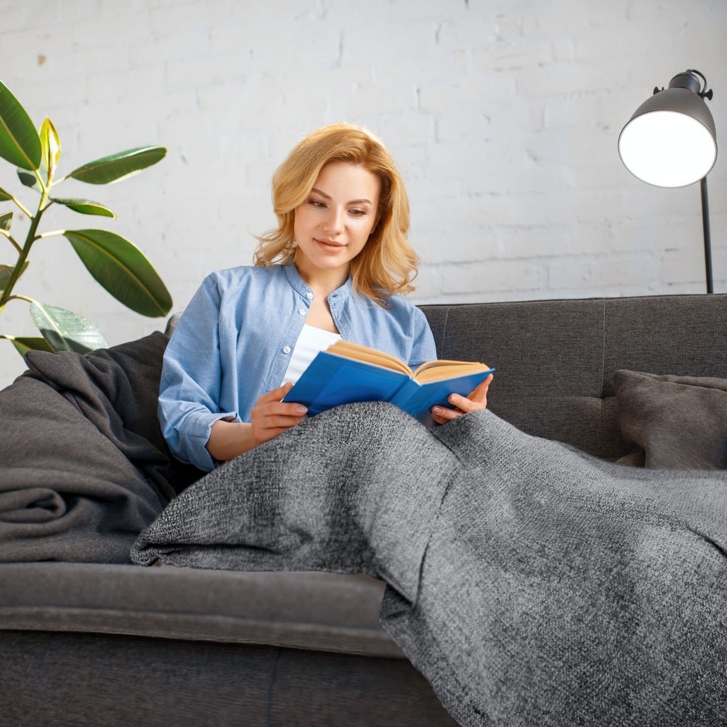 Darcy Charcoal Chenille Throw