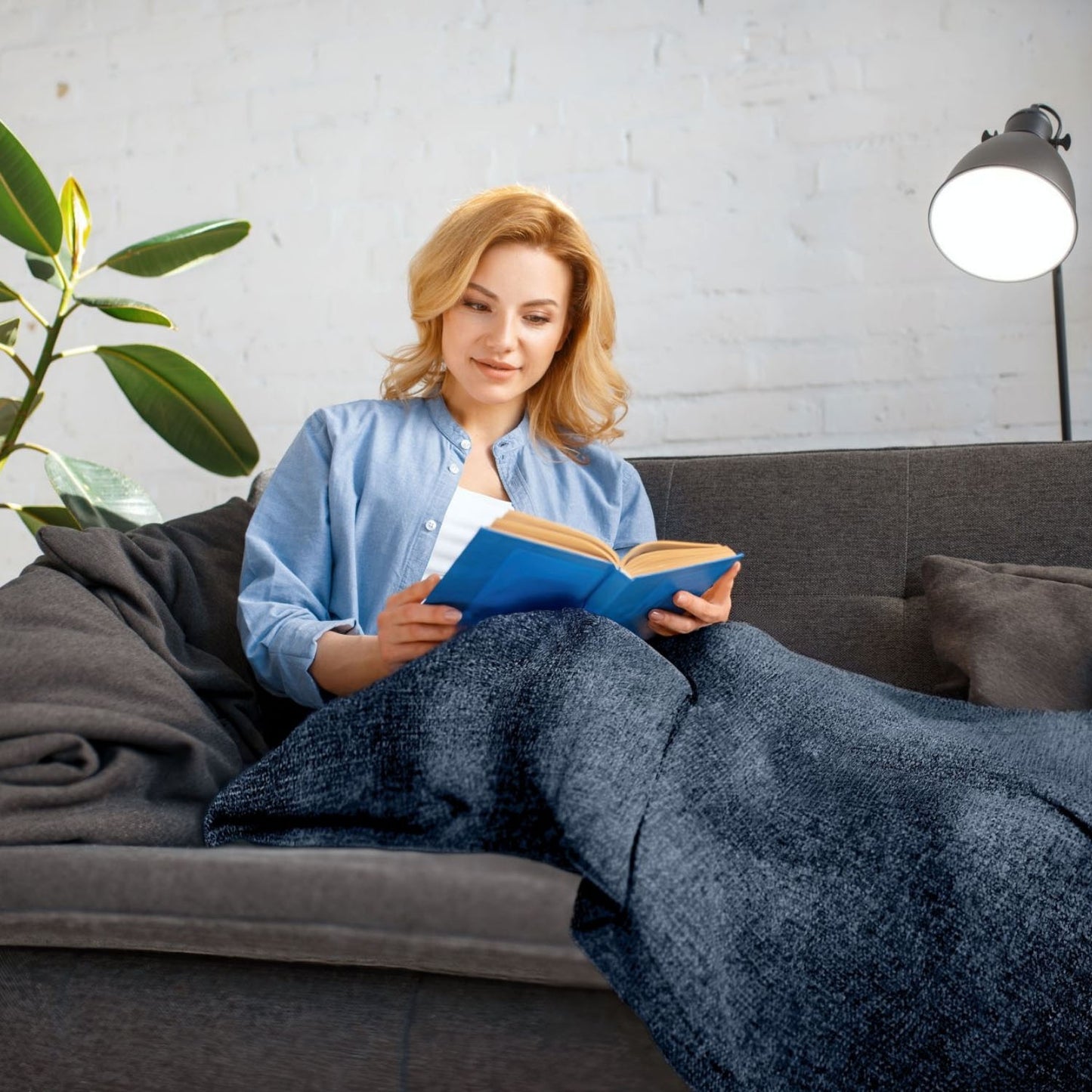 Darcy Navy Blue Chenille Throw