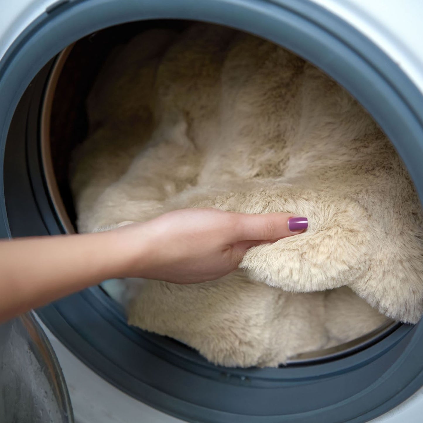 Deluxe Cream Faux Rabbit Fur Room Rug