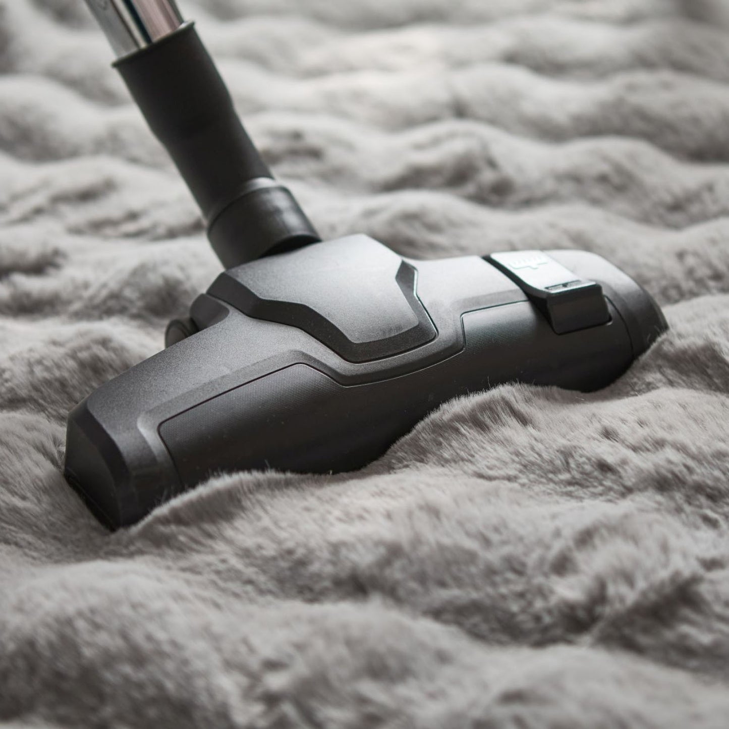 Deluxe Silver Grey Faux Rabbit Fur Room Rug