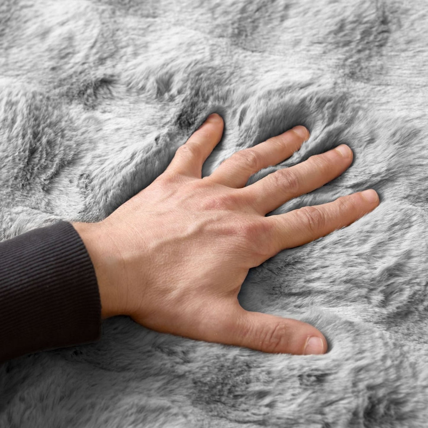 Deluxe Silver Grey Faux Rabbit Fur Room Rug