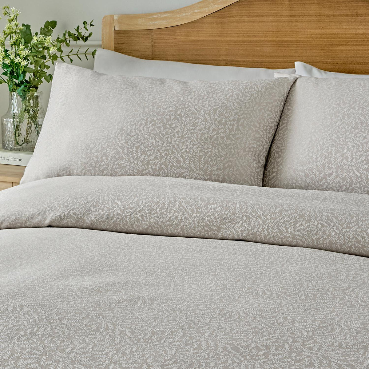 Ditsy Leaf Natural Jacquard Duvet Set