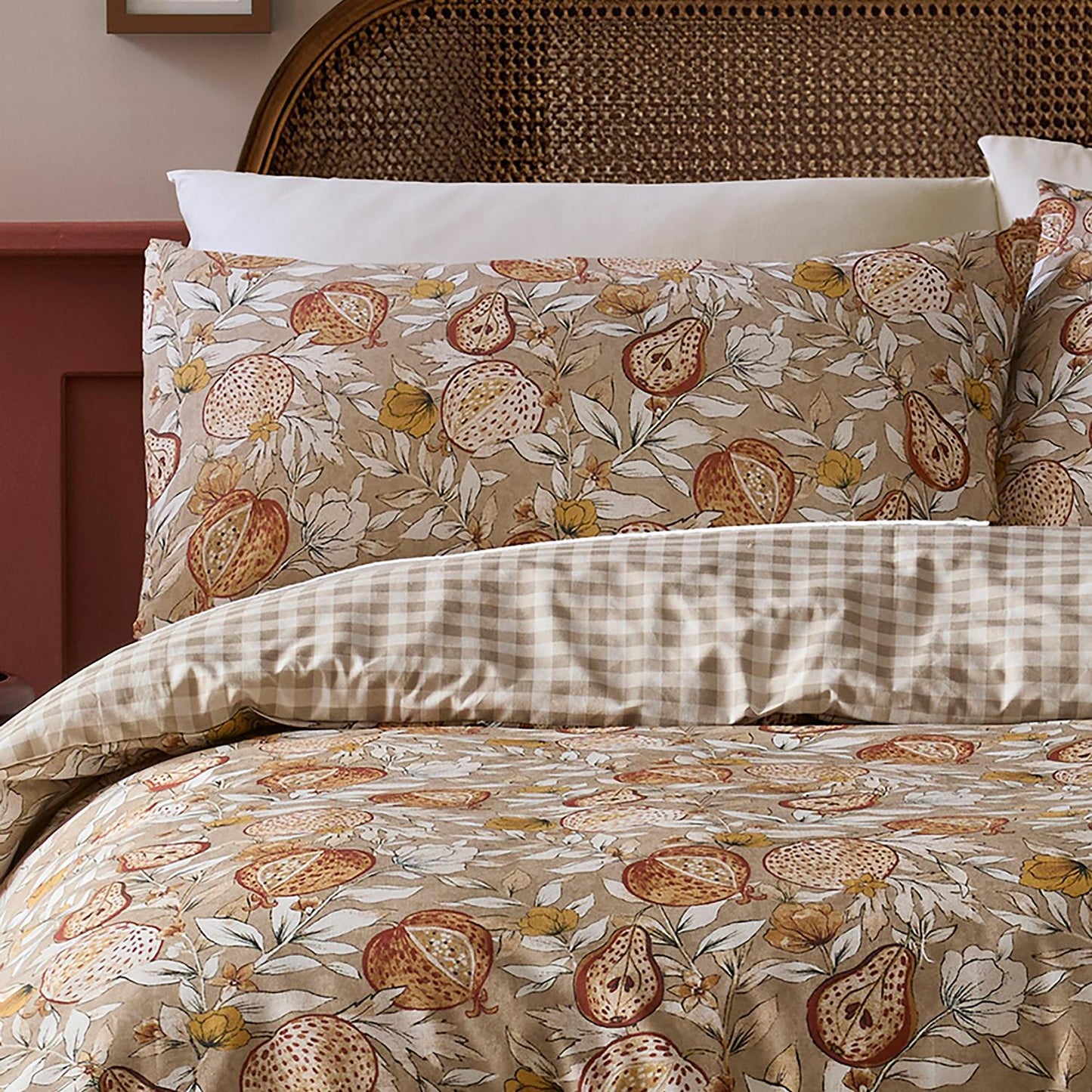 Orchard Pears Reversible Natural Duvet Set