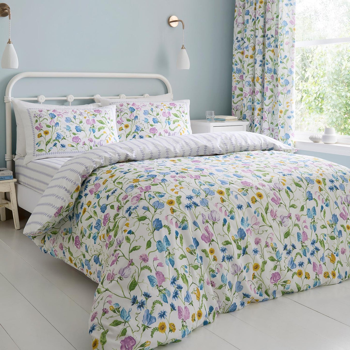 Sweet Pea Floral 100% Cotton Reversible Duvet Set