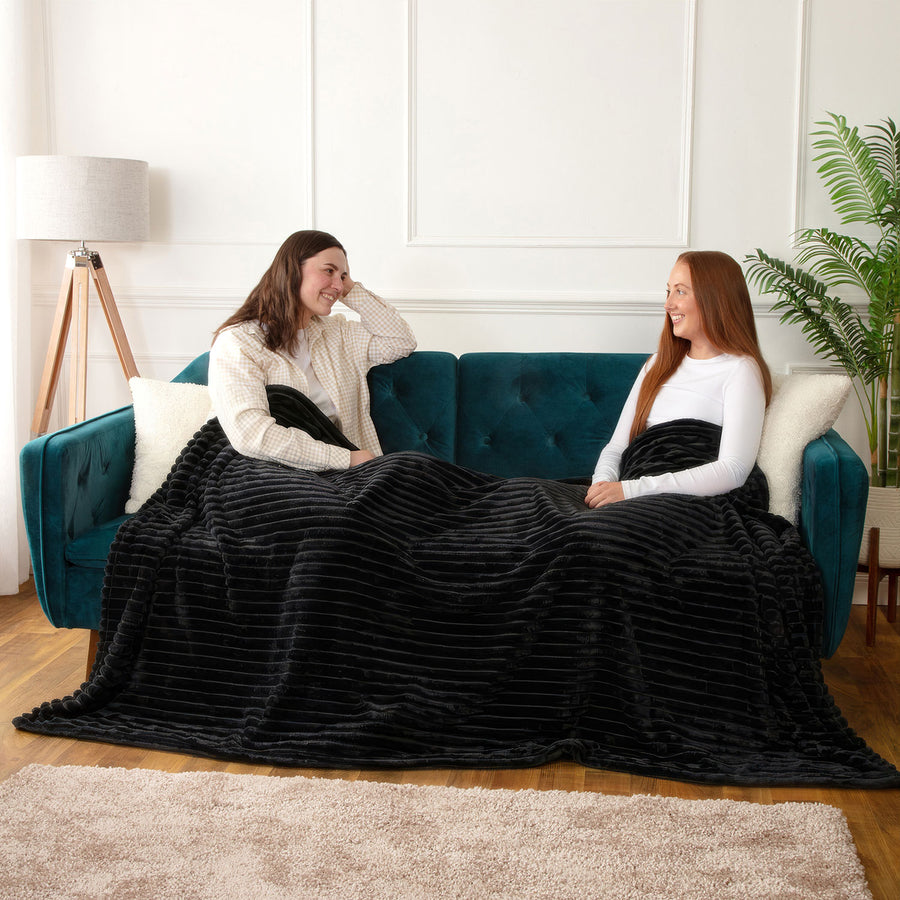 Dalton Black Extra Large Ribbed Fleece Throw