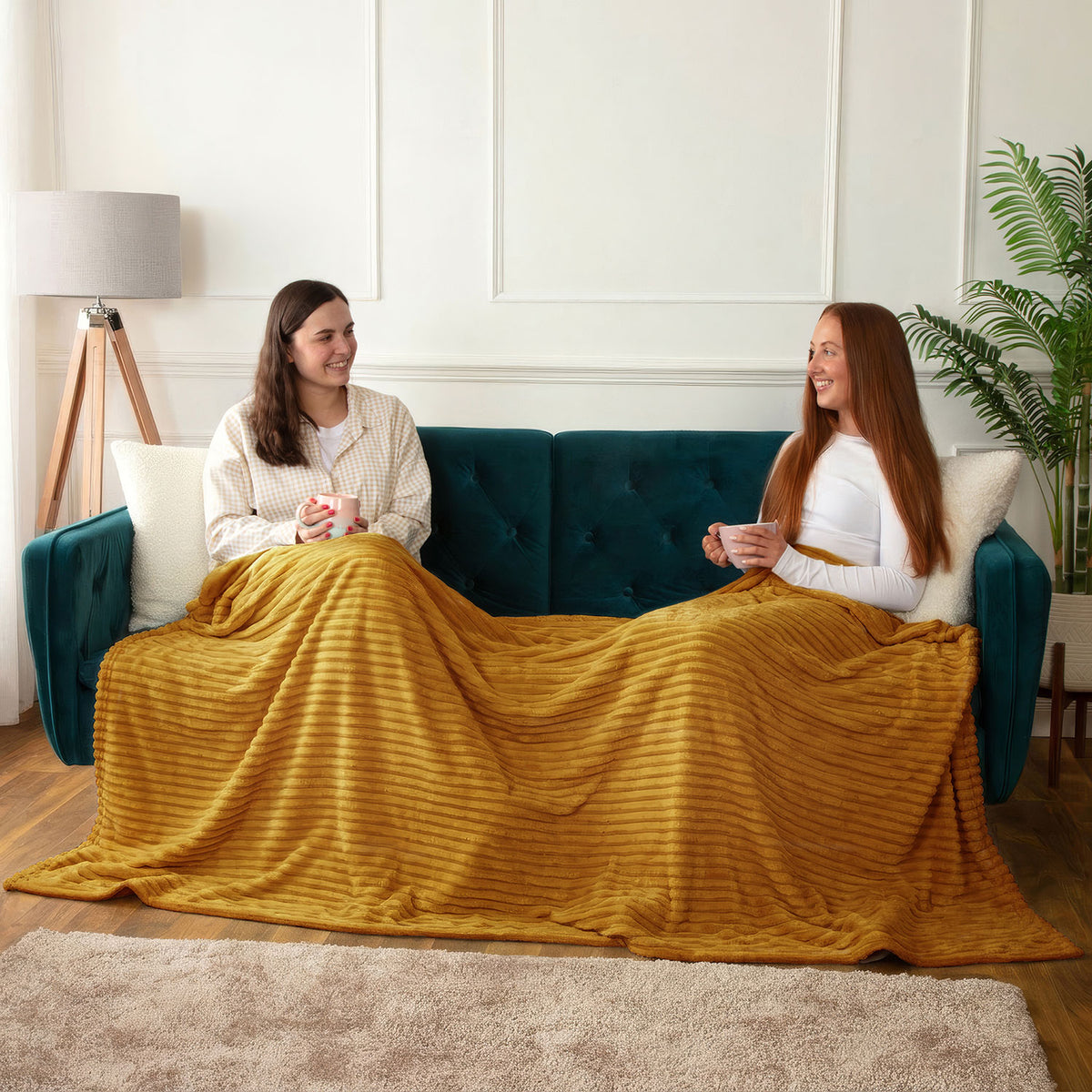 Dalton Ochre Extra Large Ribbed Fleece Throw (200cm x 240cm)