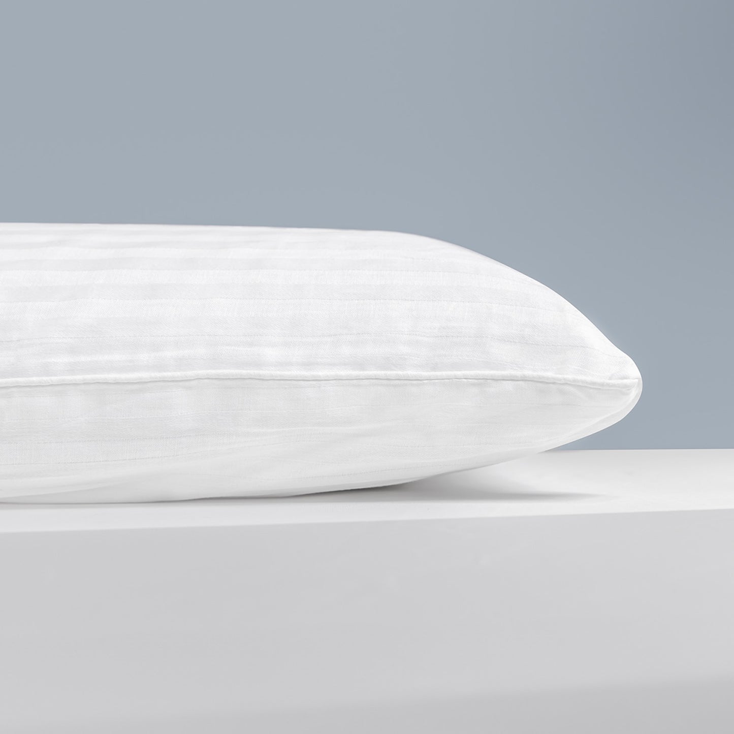 Dunlopillo Serenity Deluxe Slim Profile Latex Pillow - Medium Support