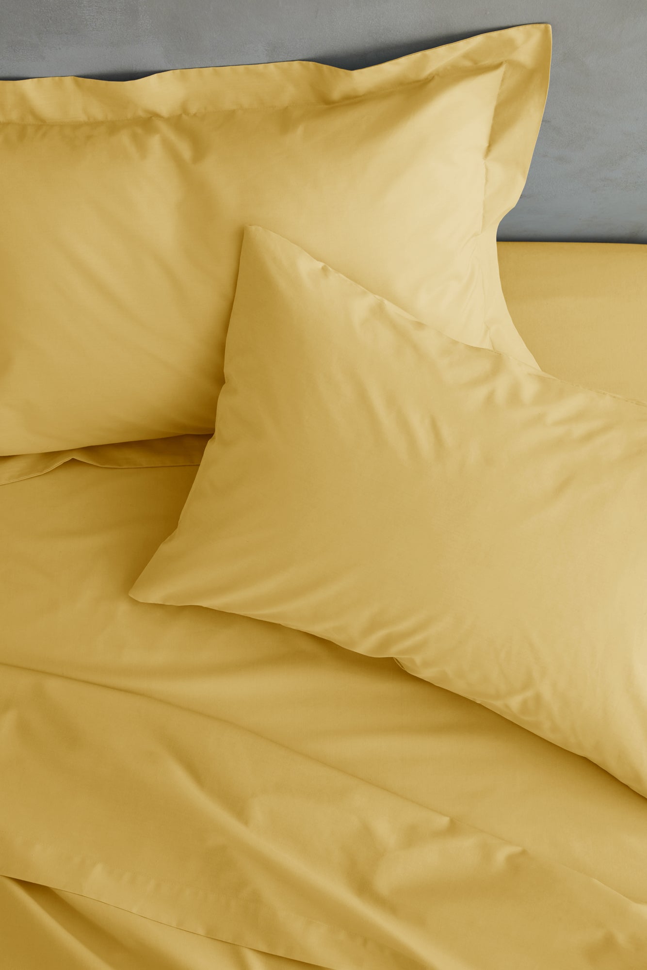 Catherine Lansfield Yellow Easy Iron Percale (25cm) Fitted Sheet
