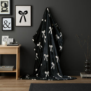 Bows Monochrome Fleece Throw (120cm x 150cm)