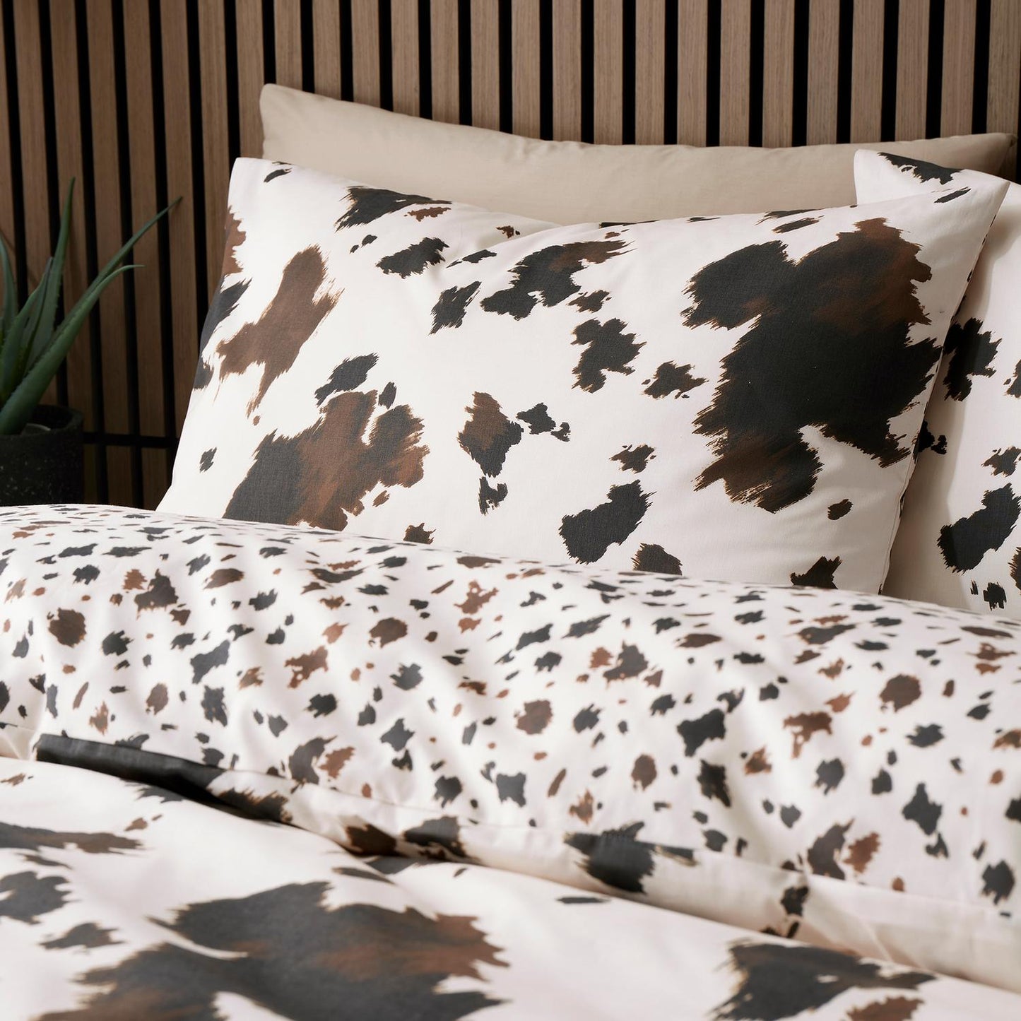 Cow Print Chocolate Reversible Duvet Set