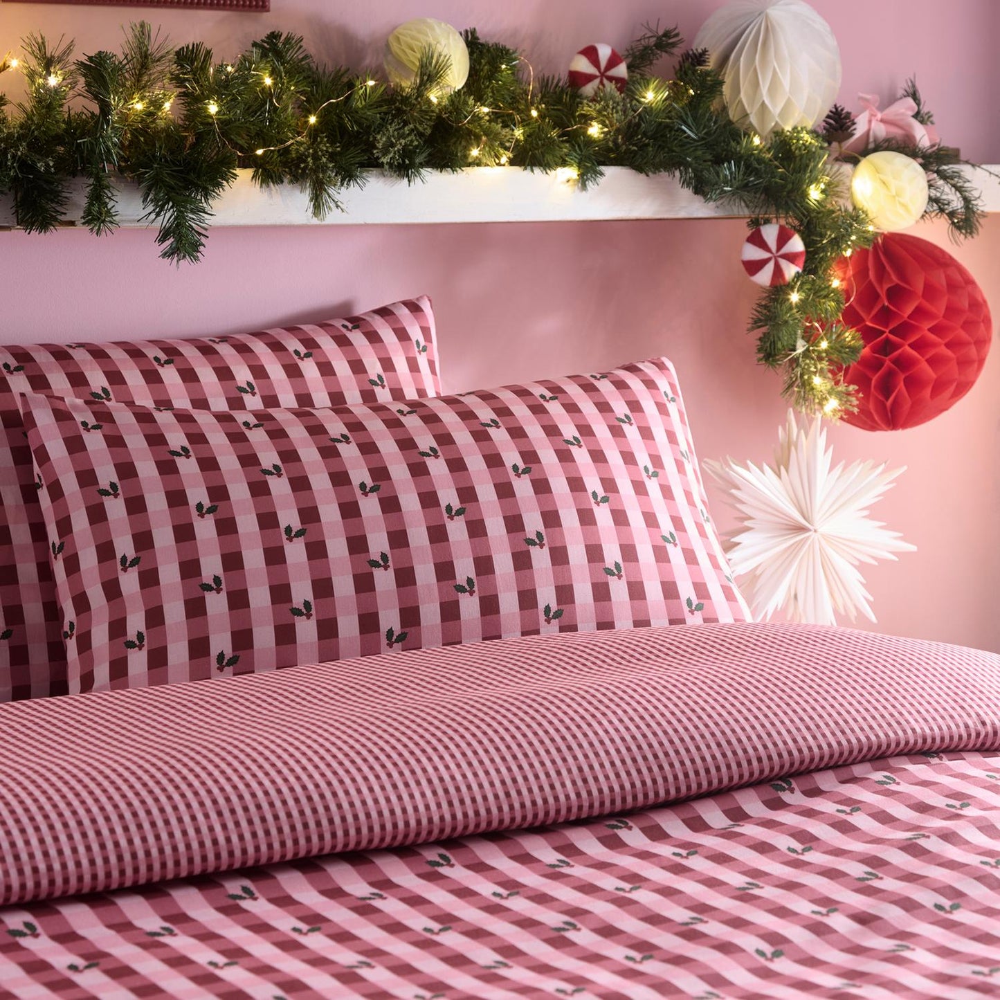 Holly Gingham Red Christmas Duvet Set