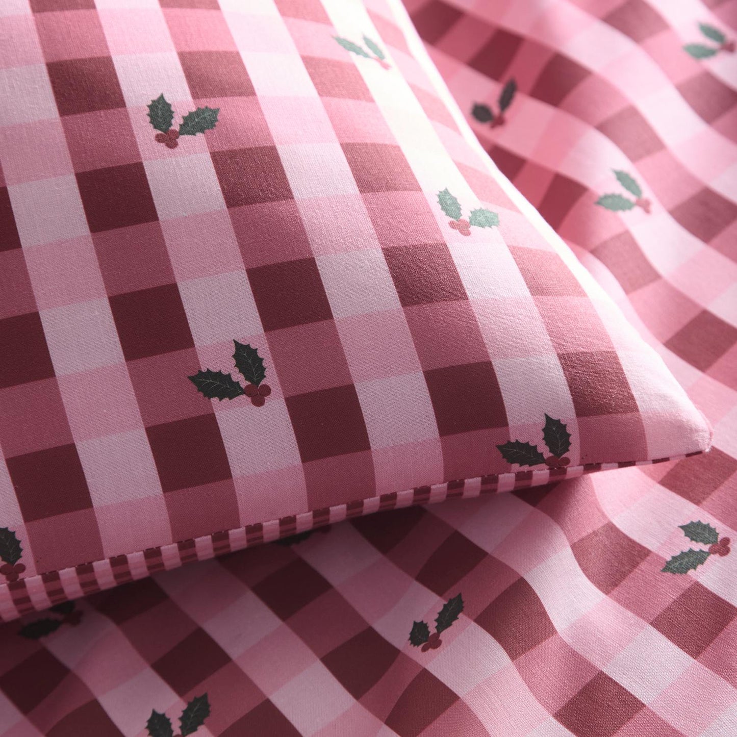 Holly Gingham Red Christmas Duvet Set