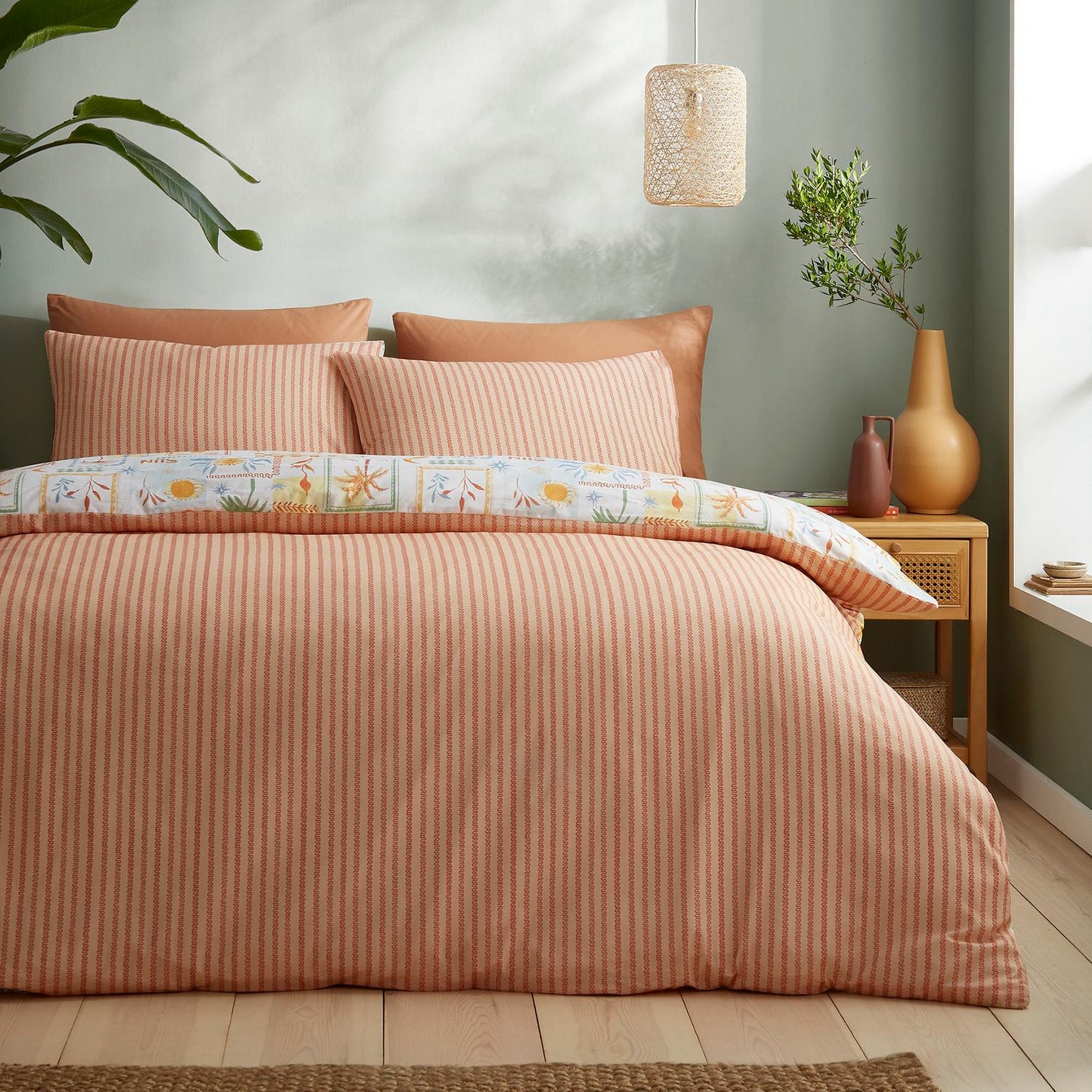 Soleil Multi Reversible Duvet Set