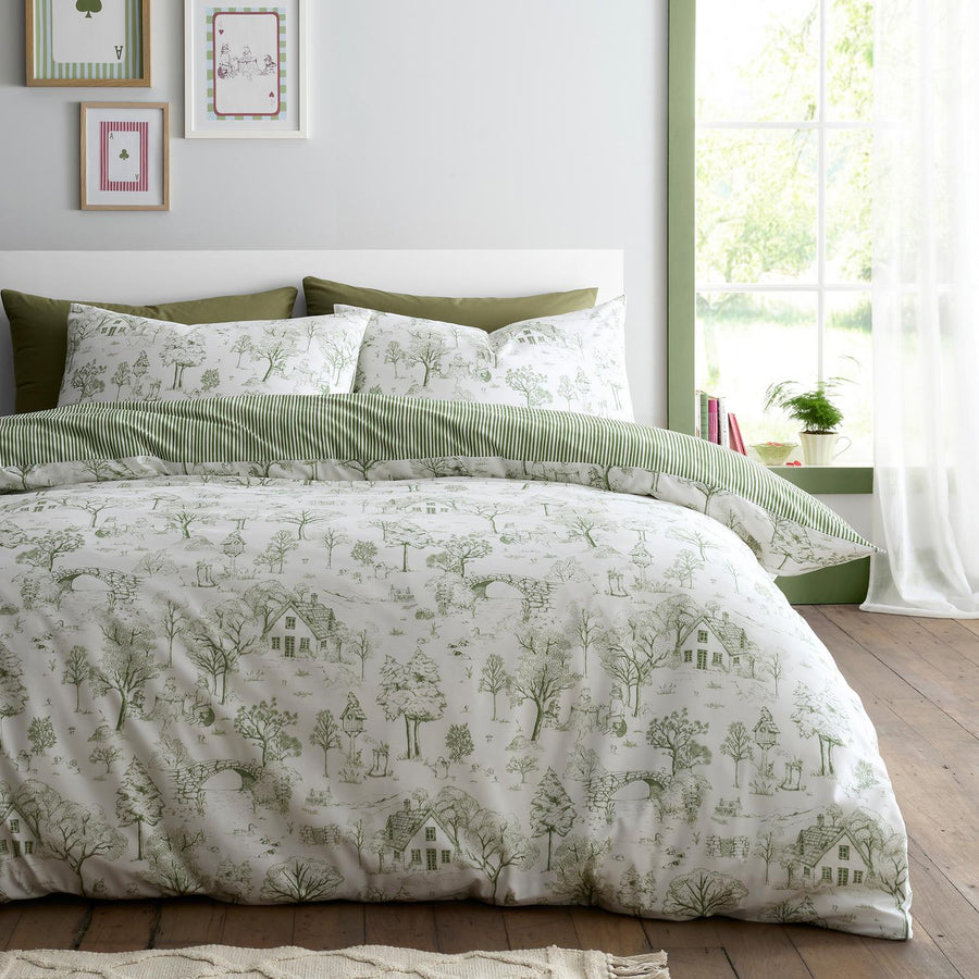 Woodland Toile Reversible Green Duvet Set