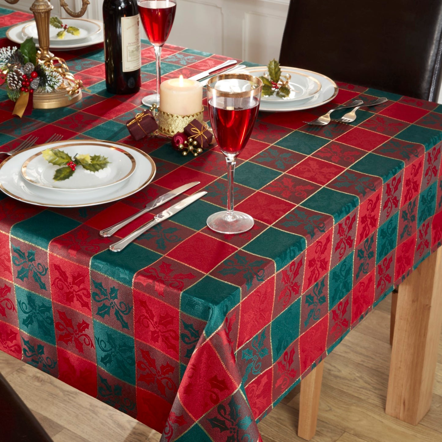 Christmas Glory Metallic Woven Jacquard Tablecloth