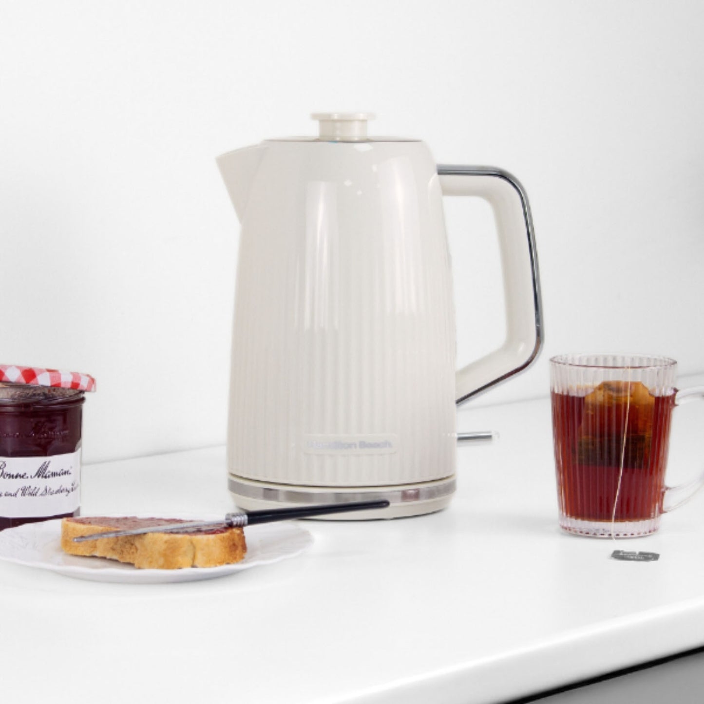 Miami Collection Hamilton Beach Sand Kettle And Toaster Set