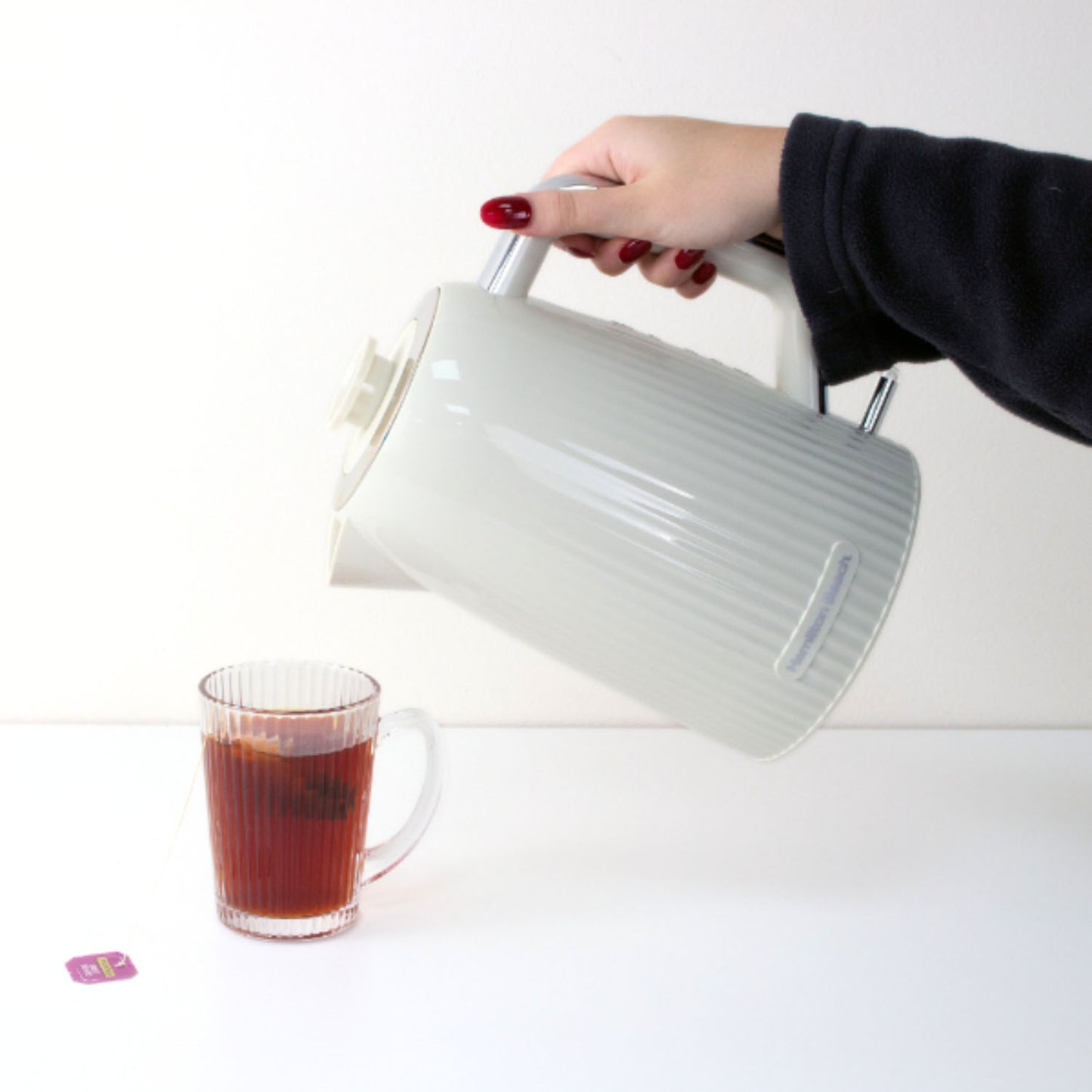 Miami Collection Hamilton Beach Sand Kettle And Toaster Set