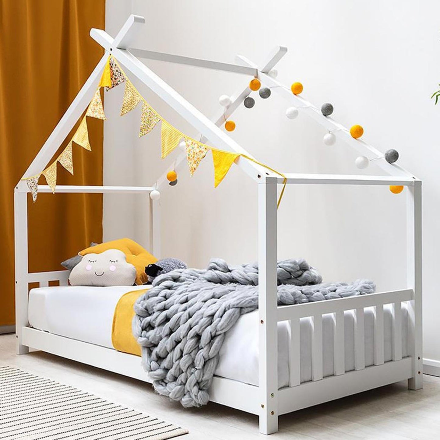 Canopy Kids White House Bed
