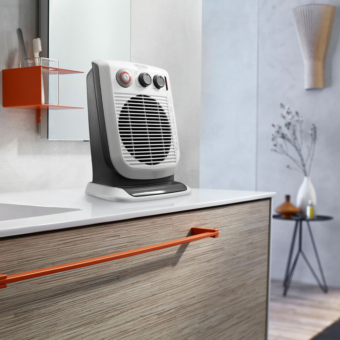 De'Longhi Honeywell White Verticle Style Fan Heater