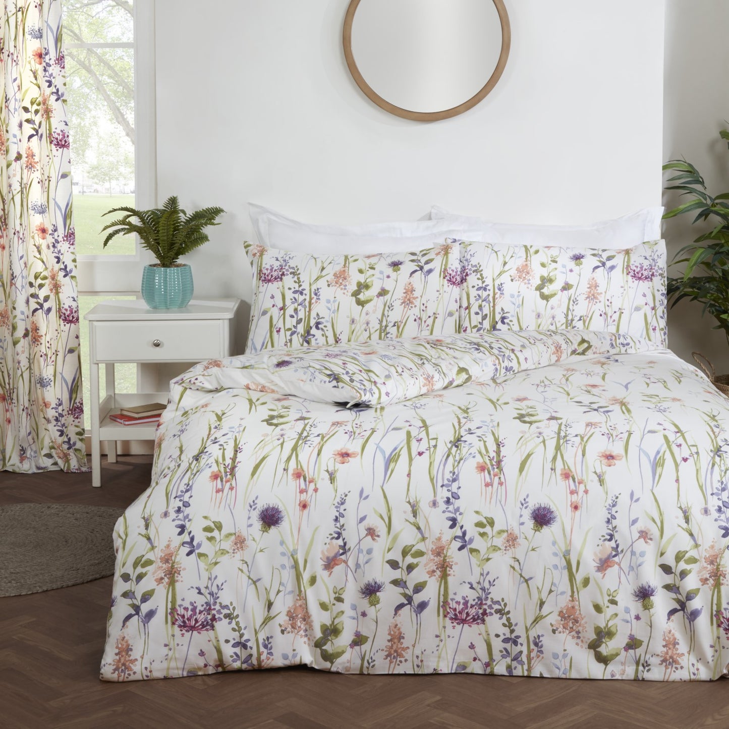 Hampshire Meadow Floral Print Reversible Duvet Set