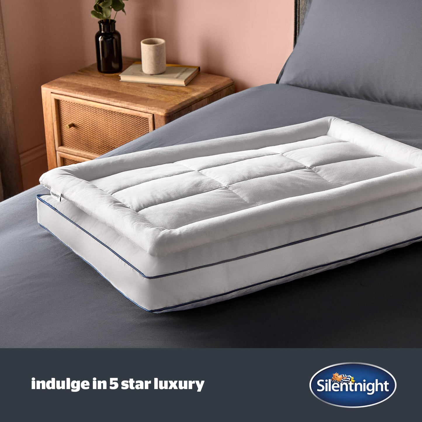 Silentnight Hotel Collection Endless Comfort Pillow