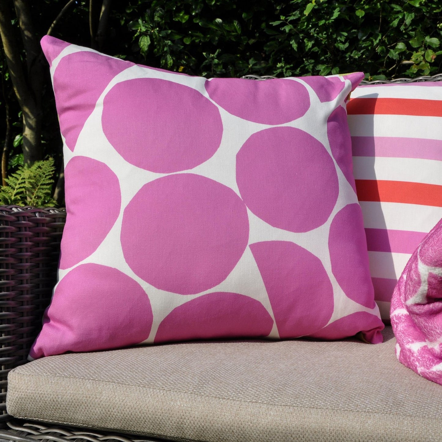 Ingo Reversible Pink/Green Outdoor Cushion (43cm x 43cm)