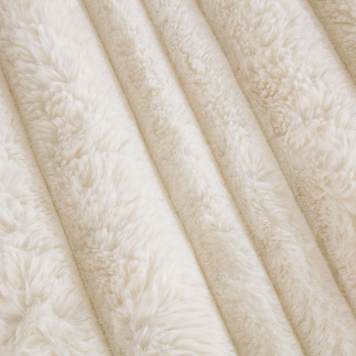 Alaska Ivory Faux Fur Throw
