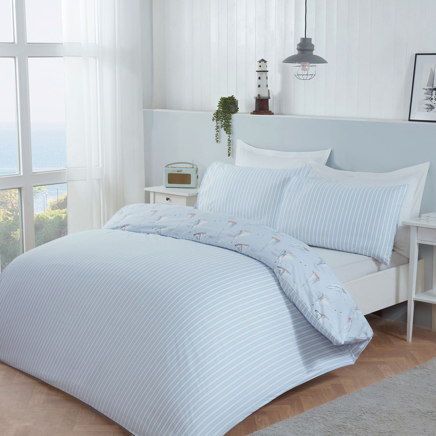 Boats & Gulls Reversible Blue Super Soft Duvet Set