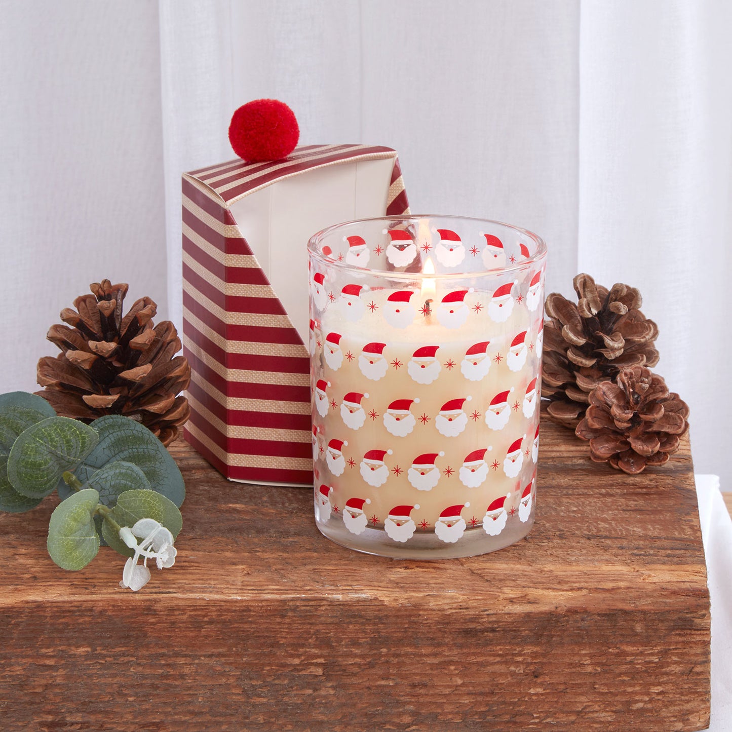 Santa  Spiced Berries Scented Candle