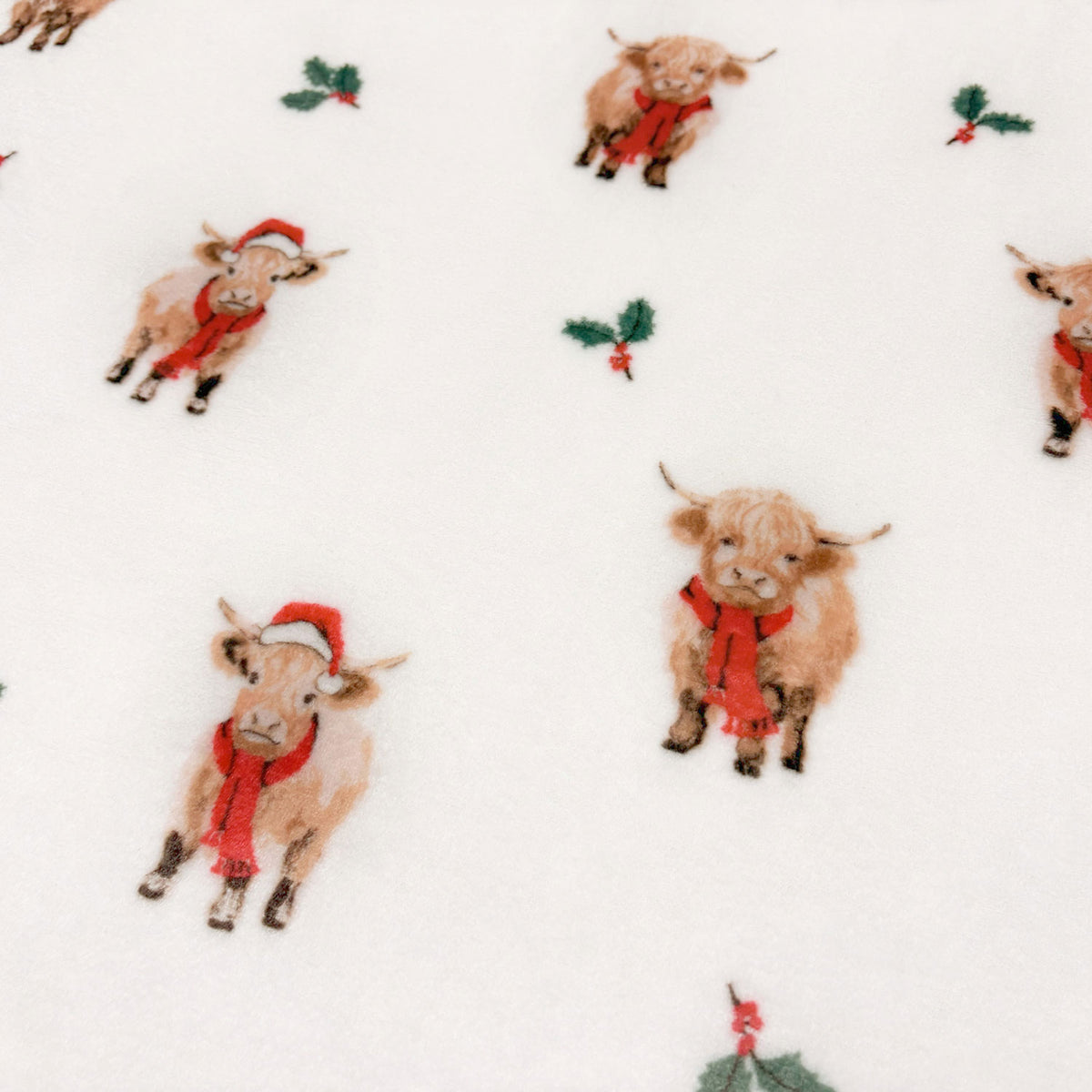 Henry Highland Cow Christmas Printed Fleece Throw (130cm x 150cm)