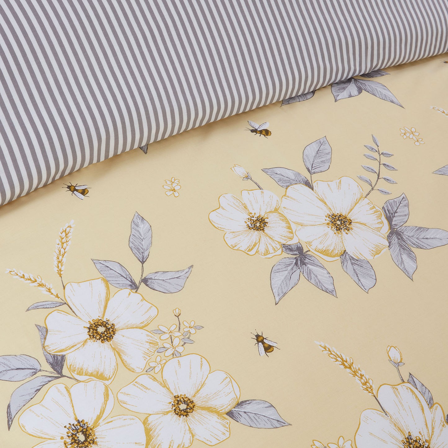 Flower Bee Lemon Yellow Reversible Duvet Set