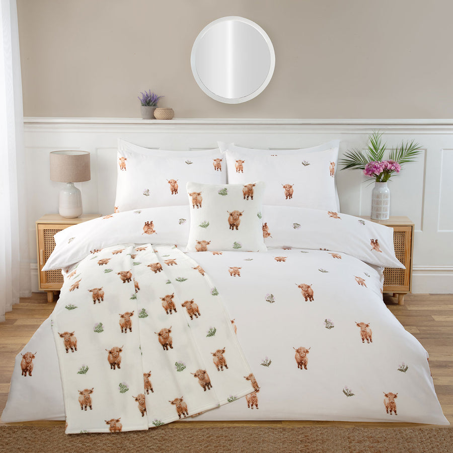 Hattie Highland Cow Bedding Bundle In A Bag
