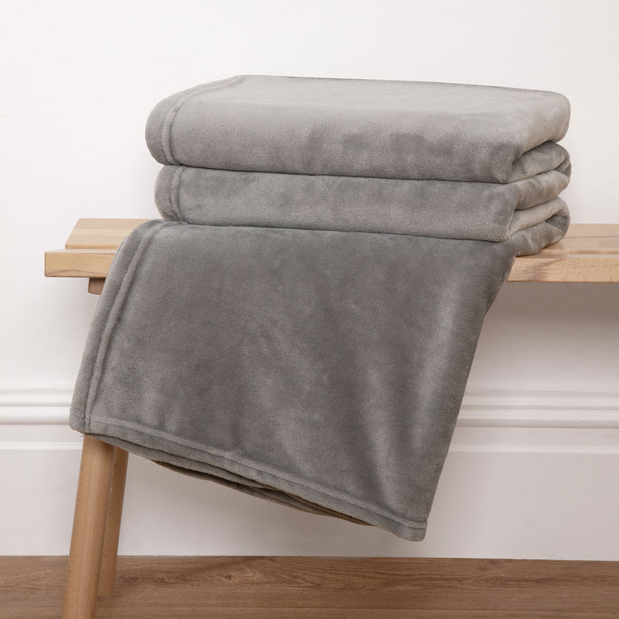 Jasper Grey Giant Fleece Throw (160cm x 240cm)