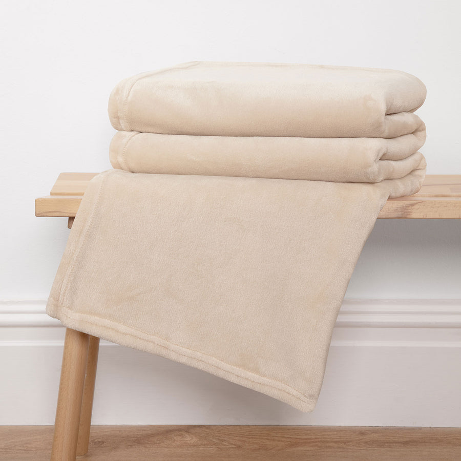 Jasper Natural Giant Fleece Throw (160cm x 240cm)